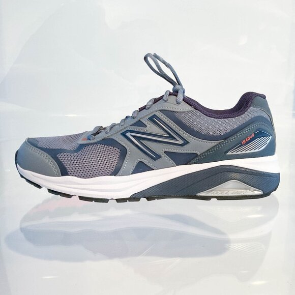 New Balance Motion Control Running Shoes (W1540GD3) - Size 8B - NWOT - Picture 1 of 10